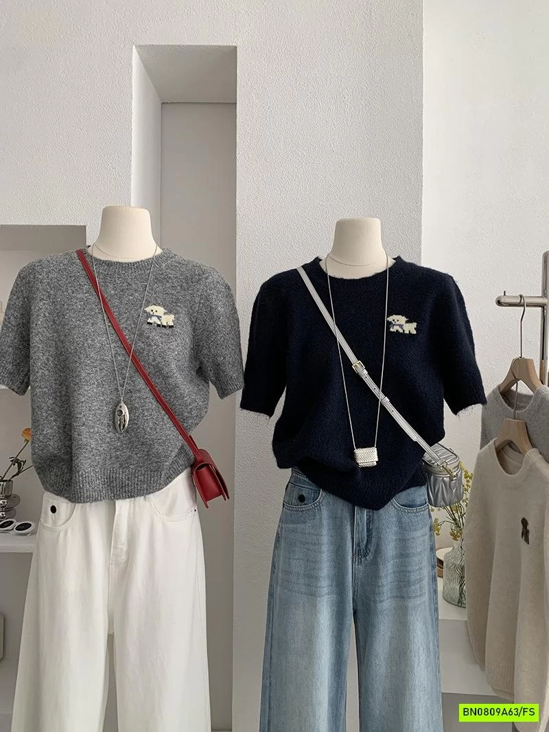 CROPTOP LEN THÊU LOGO CÚN