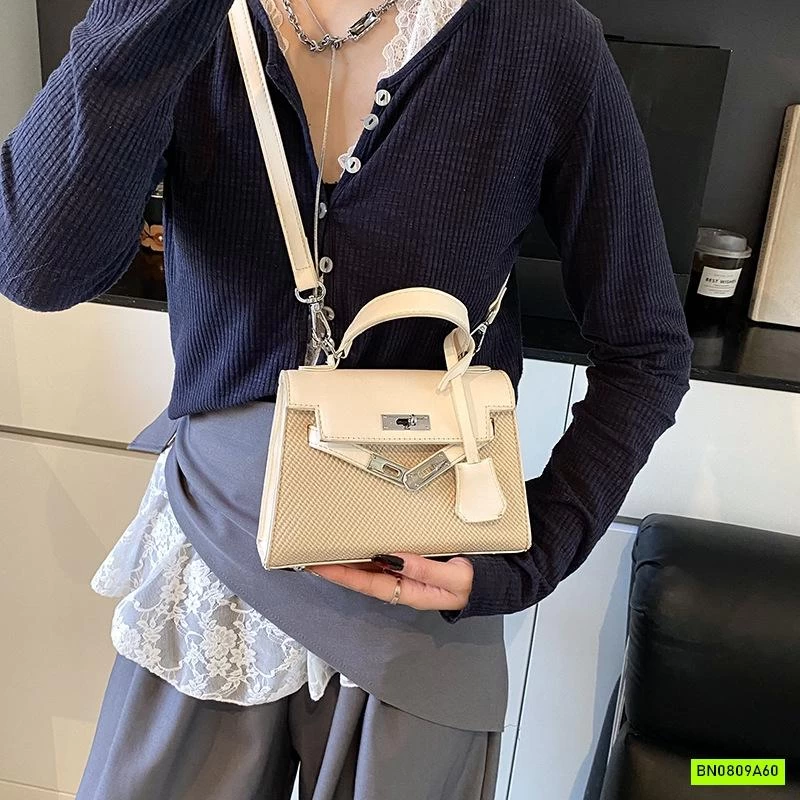 TÚI XÁCH RETRO THỜI TRANG