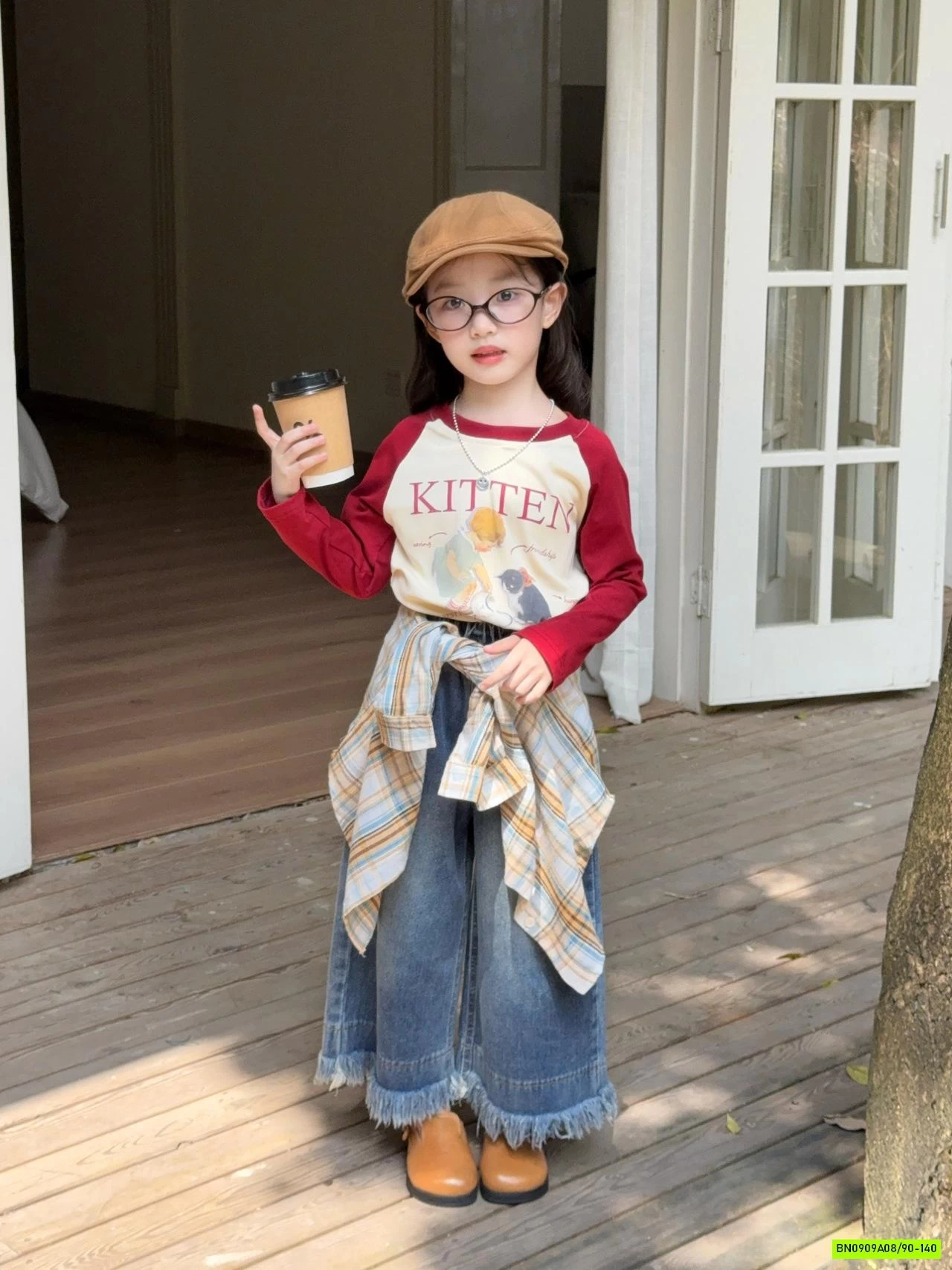 ÁO THUN PHỐI MÀU TAY MIX JEANS ỐNG RỘNG