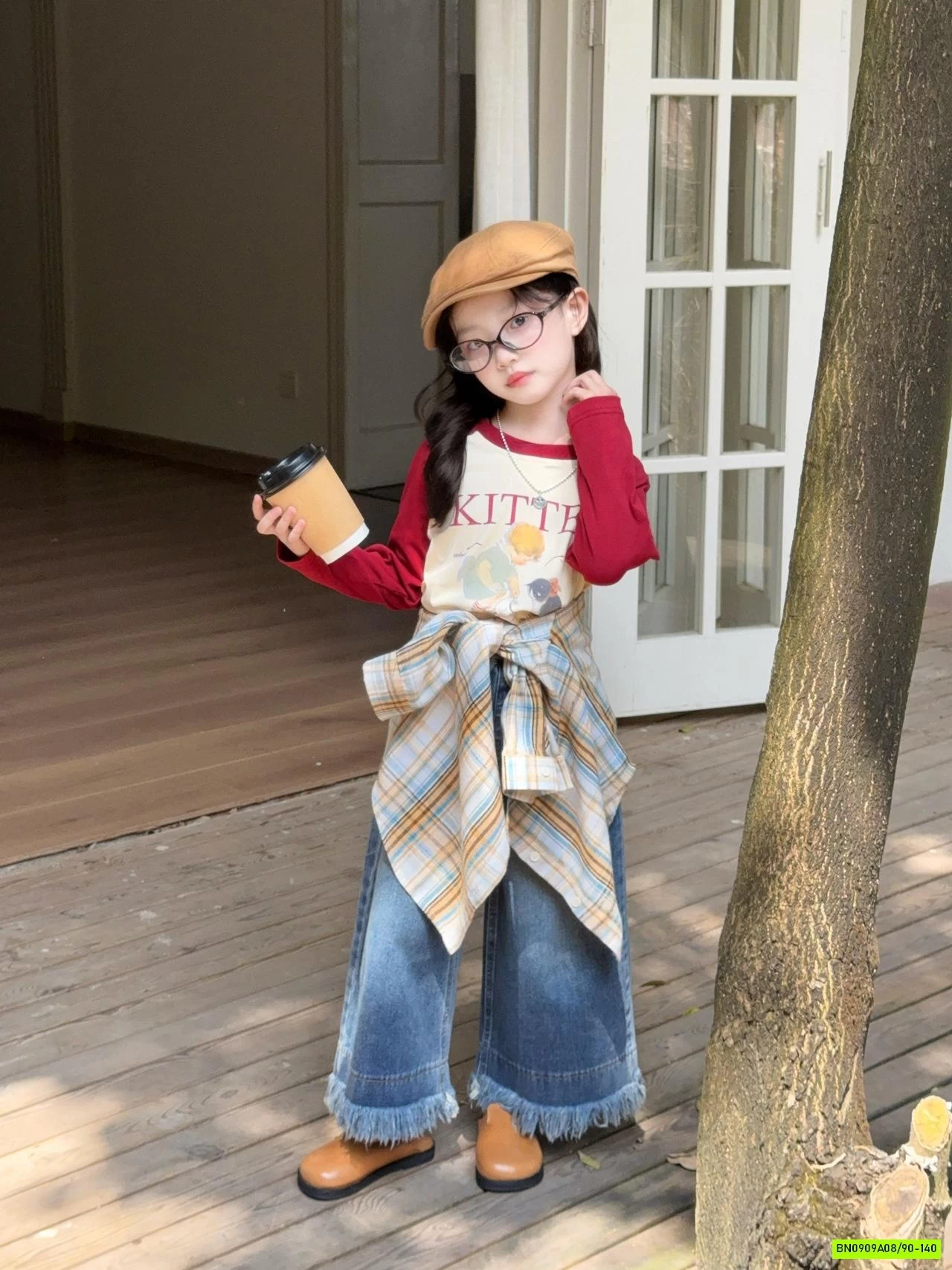 ÁO THUN PHỐI MÀU TAY MIX JEANS ỐNG RỘNG