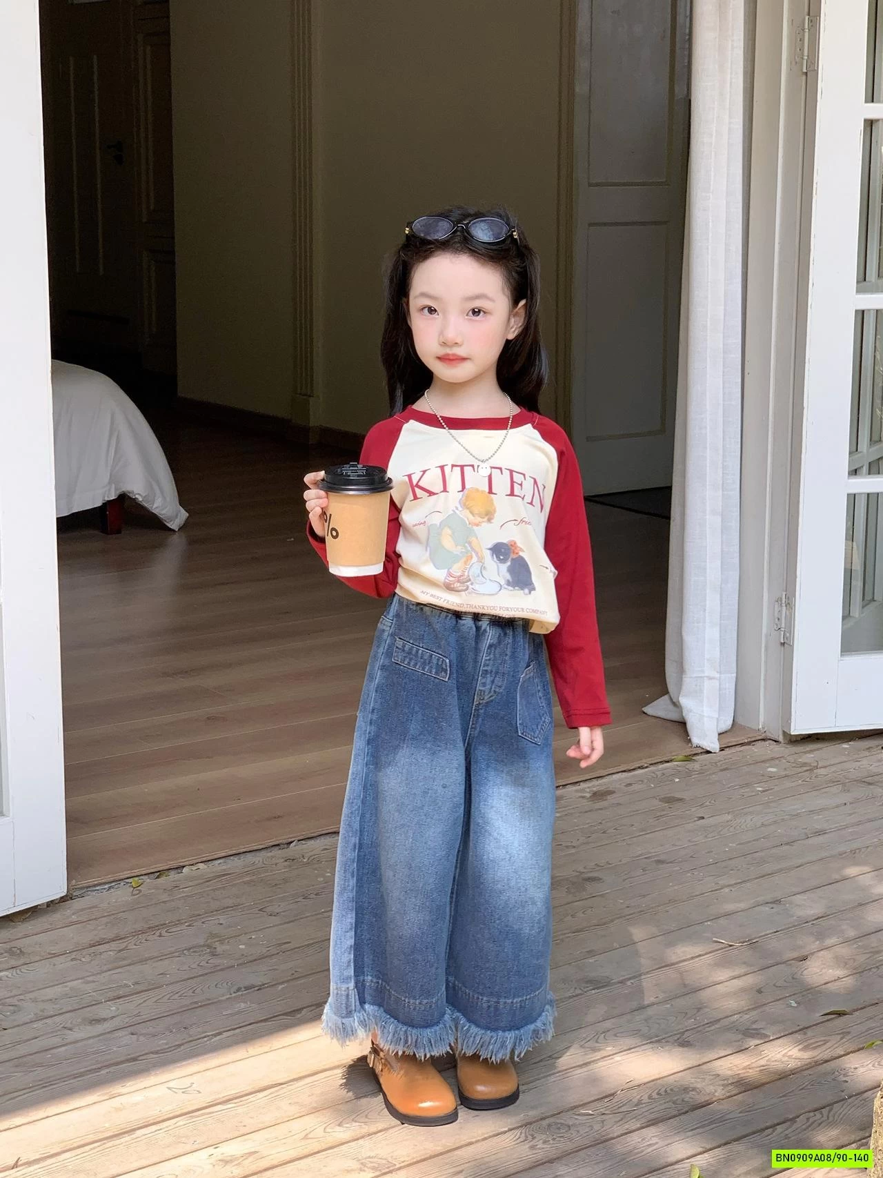 ÁO THUN PHỐI MÀU TAY MIX JEANS ỐNG RỘNG