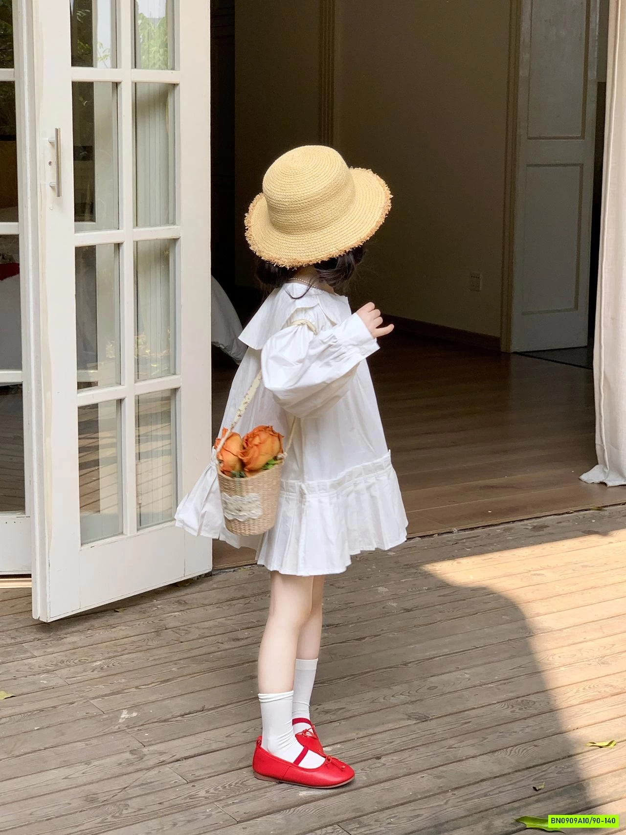 ĐẦM SƠ MI BABYDOLL TRẮNG CỔ SEN