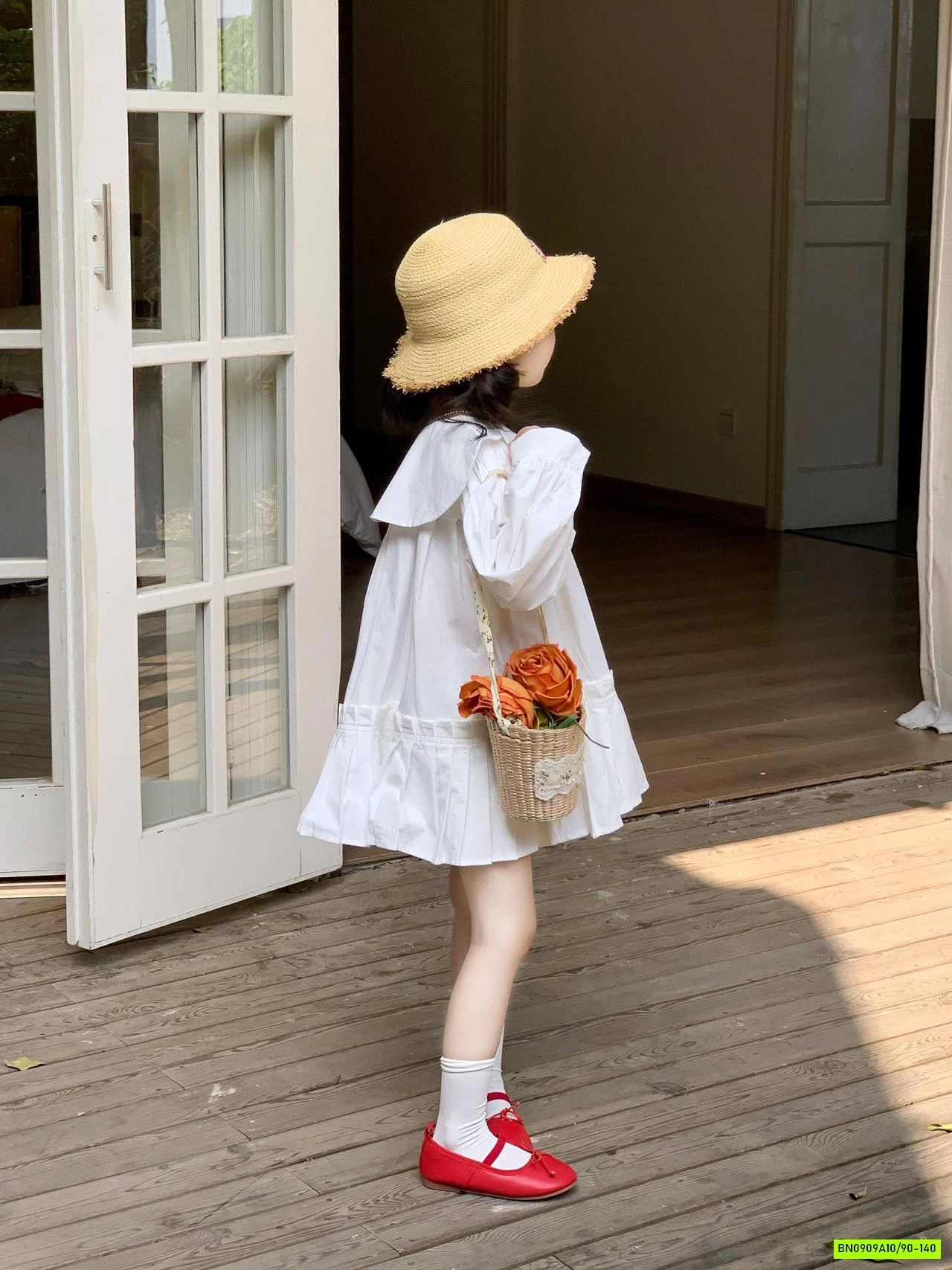 ĐẦM SƠ MI BABYDOLL TRẮNG CỔ SEN