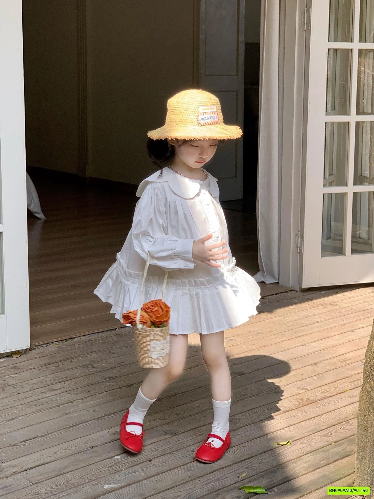 ĐẦM SƠ MI BABYDOLL TRẮNG CỔ SEN