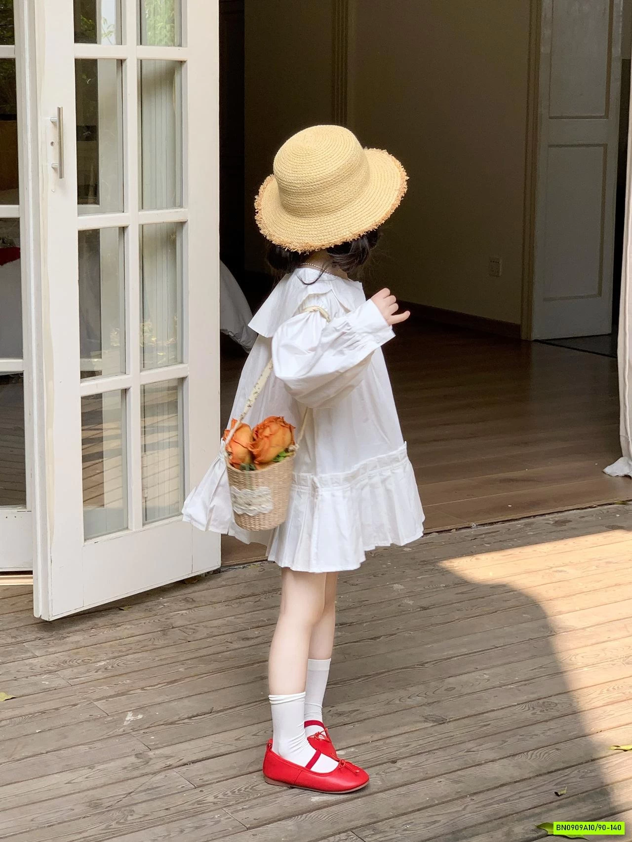 ĐẦM SƠ MI BABYDOLL TRẮNG CỔ SEN