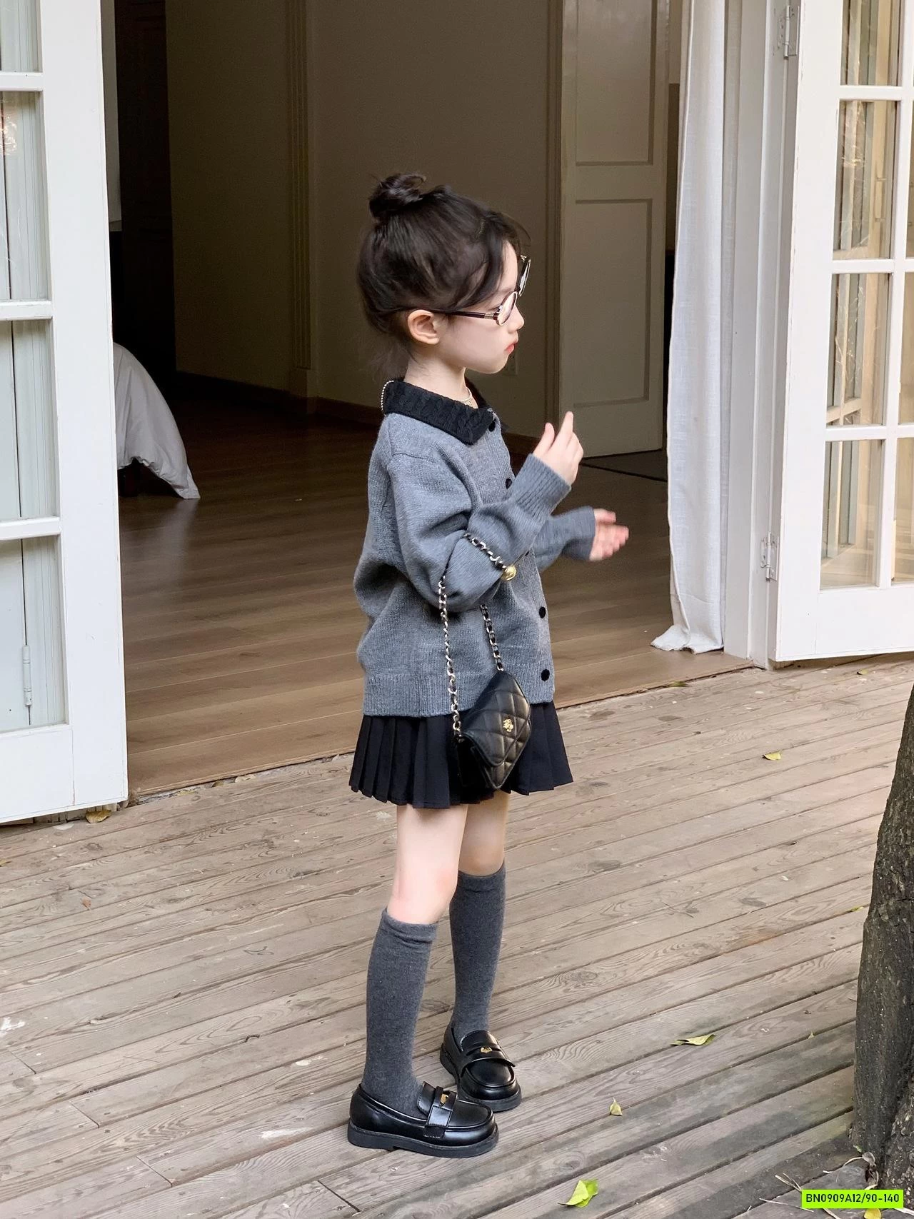 KHOÁC LEN XÁM MIX CV XẾP LY