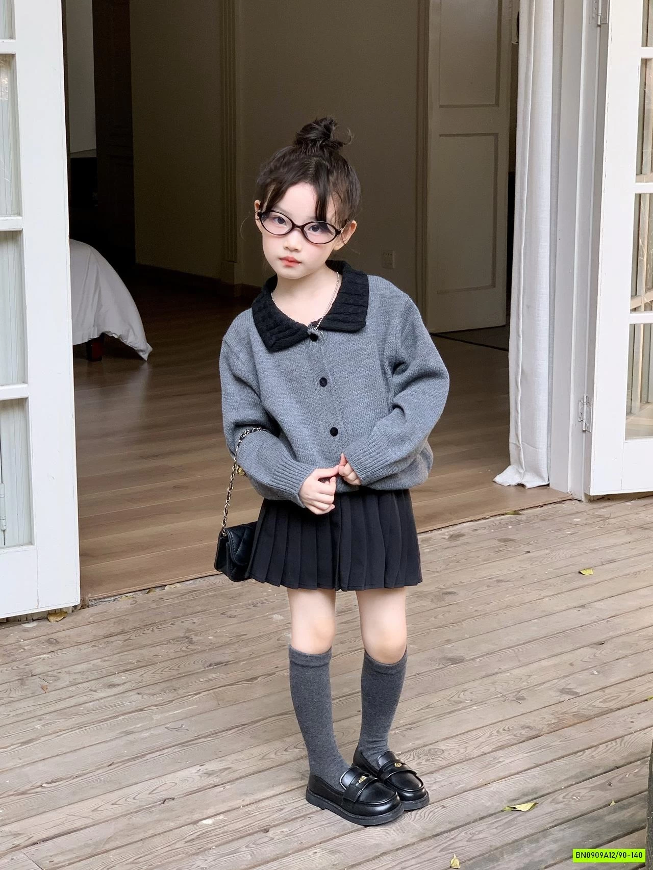 KHOÁC LEN XÁM MIX CV XẾP LY