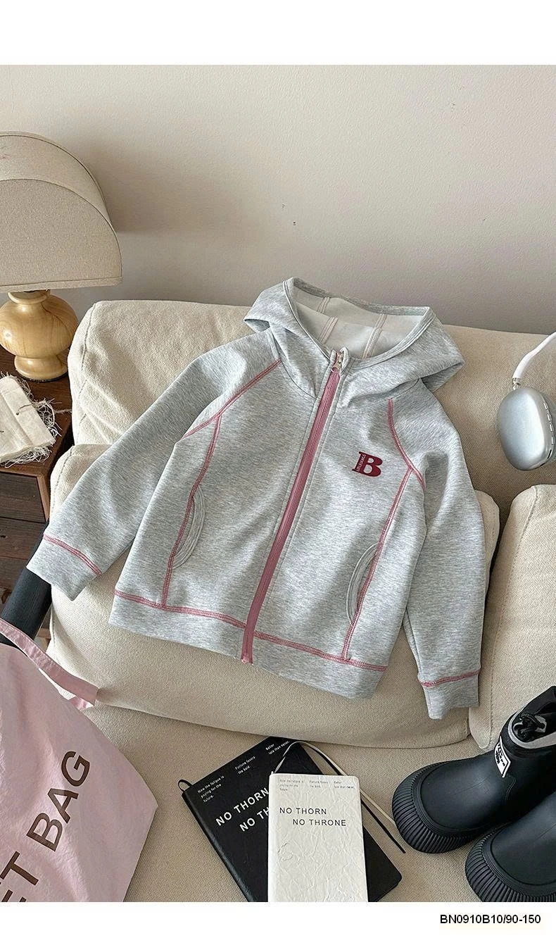 ÁO KHOÁC COTTON CHỈ NỔI CHỮ B