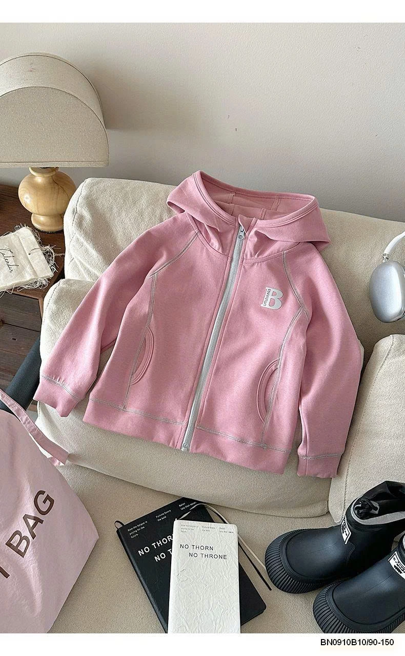 ÁO KHOÁC COTTON CHỈ NỔI CHỮ B