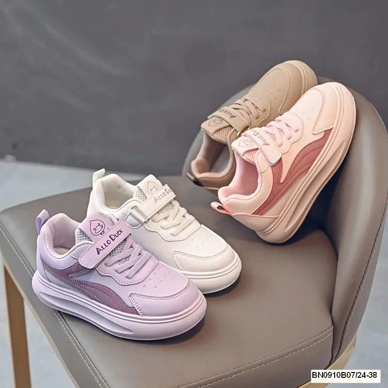 GIÀY THỂ THAO BÁNH MÌ ĐỘN ĐẾ