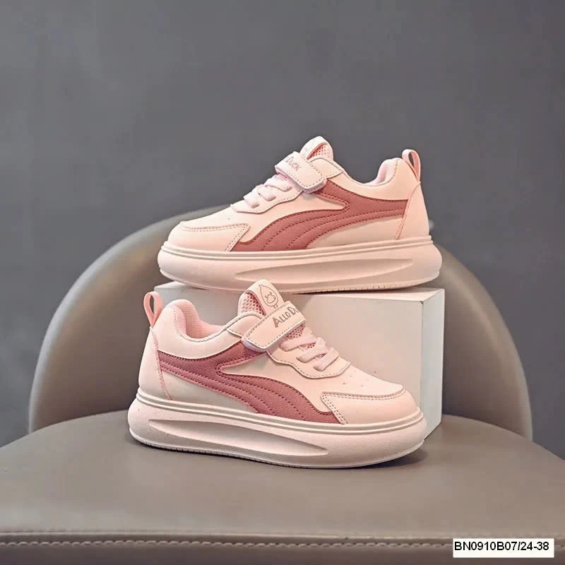 GIÀY THỂ THAO BÁNH MÌ ĐỘN ĐẾ