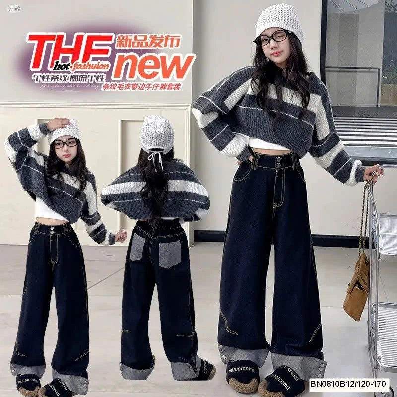 SET ÁO CROPTOP LEN MIX QUẦN JEAN THỜI TRANG