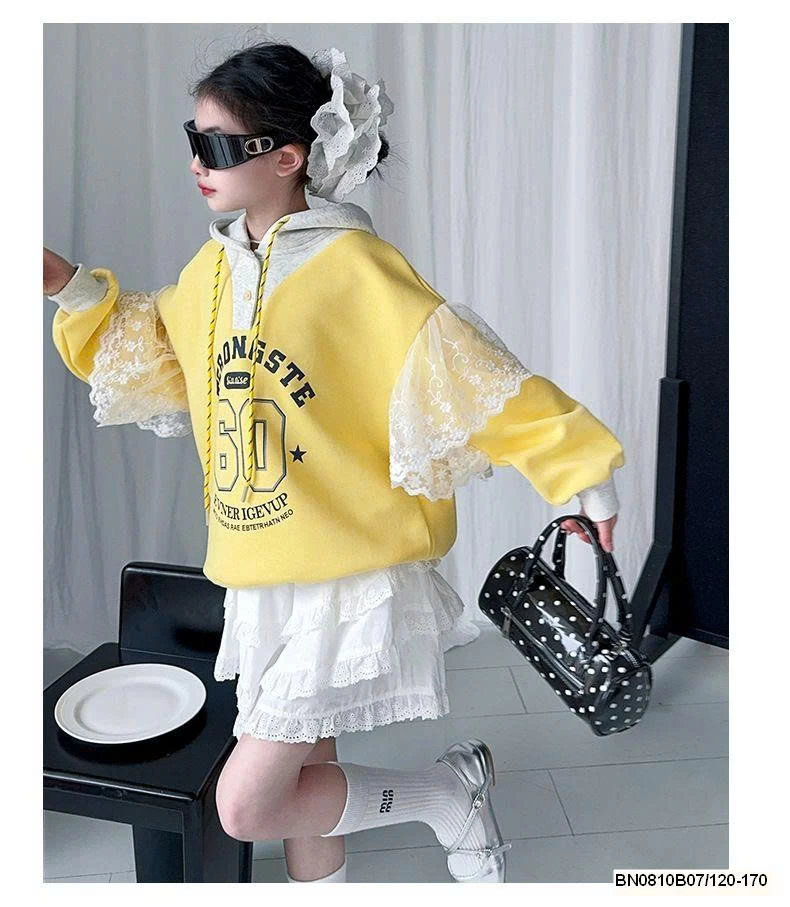 ÁO NỈ HỌA TIẾT SỐ 06 PHỐI REN BG