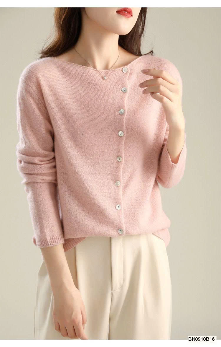 ÁO LEN MỎNG CÚC LỆCH