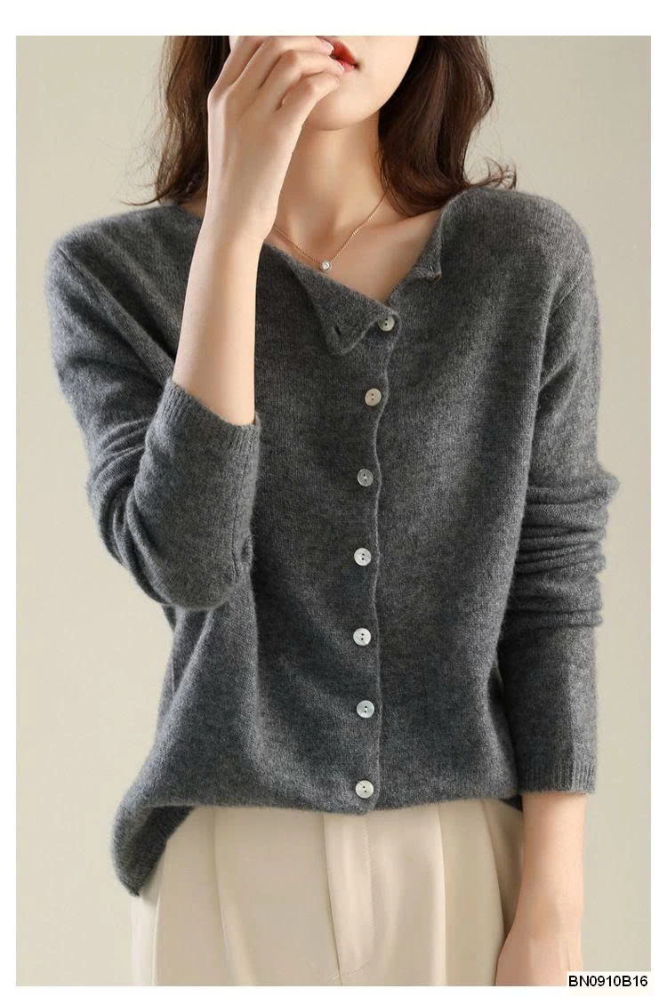 ÁO LEN MỎNG CÚC LỆCH