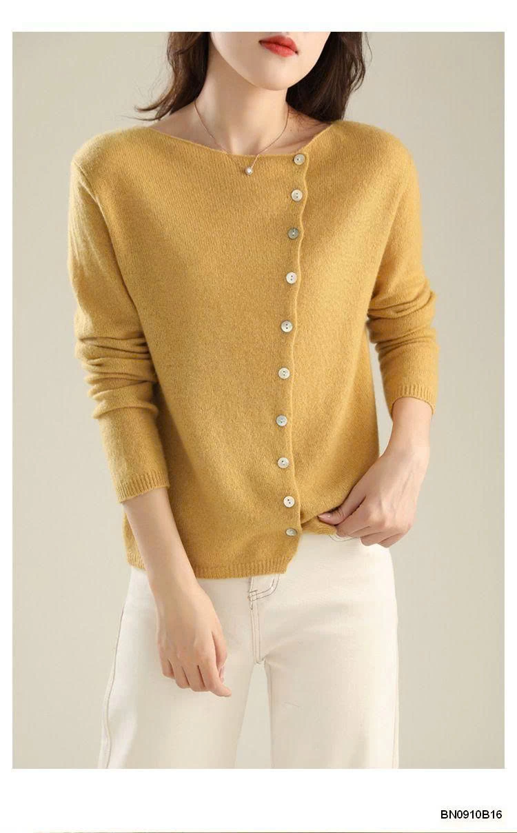 ÁO LEN MỎNG CÚC LỆCH