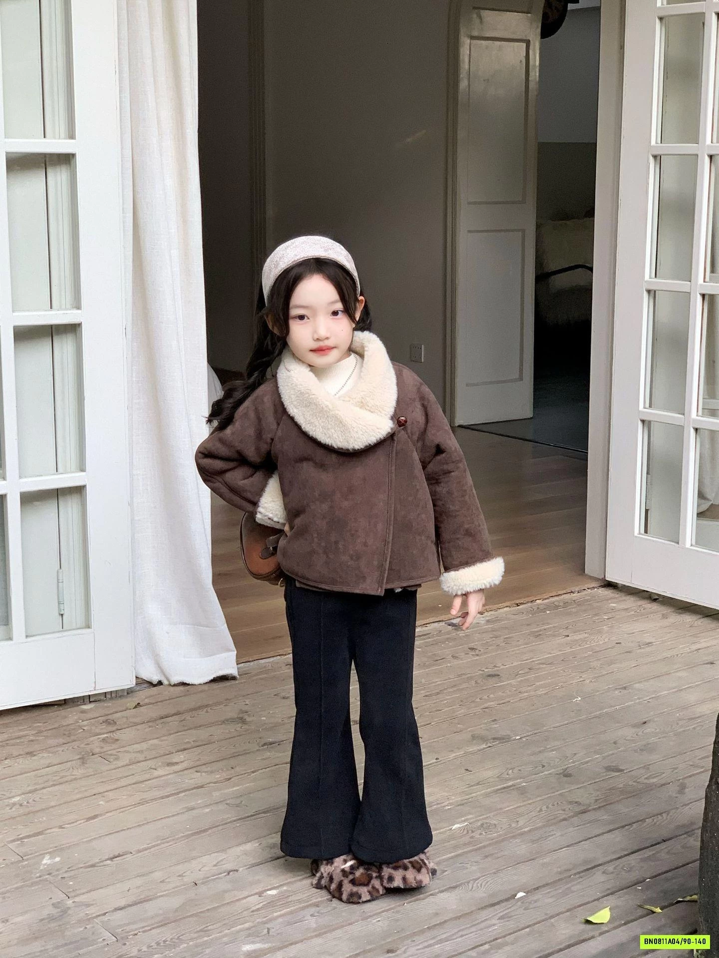 KHOÁC DA LỘN CỔ LÔNG SANG CHẢNH