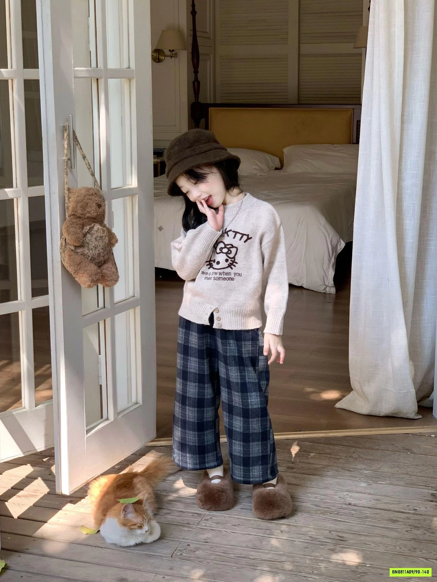 ÁO LEN MIX QUẦN SUÔNG CARO