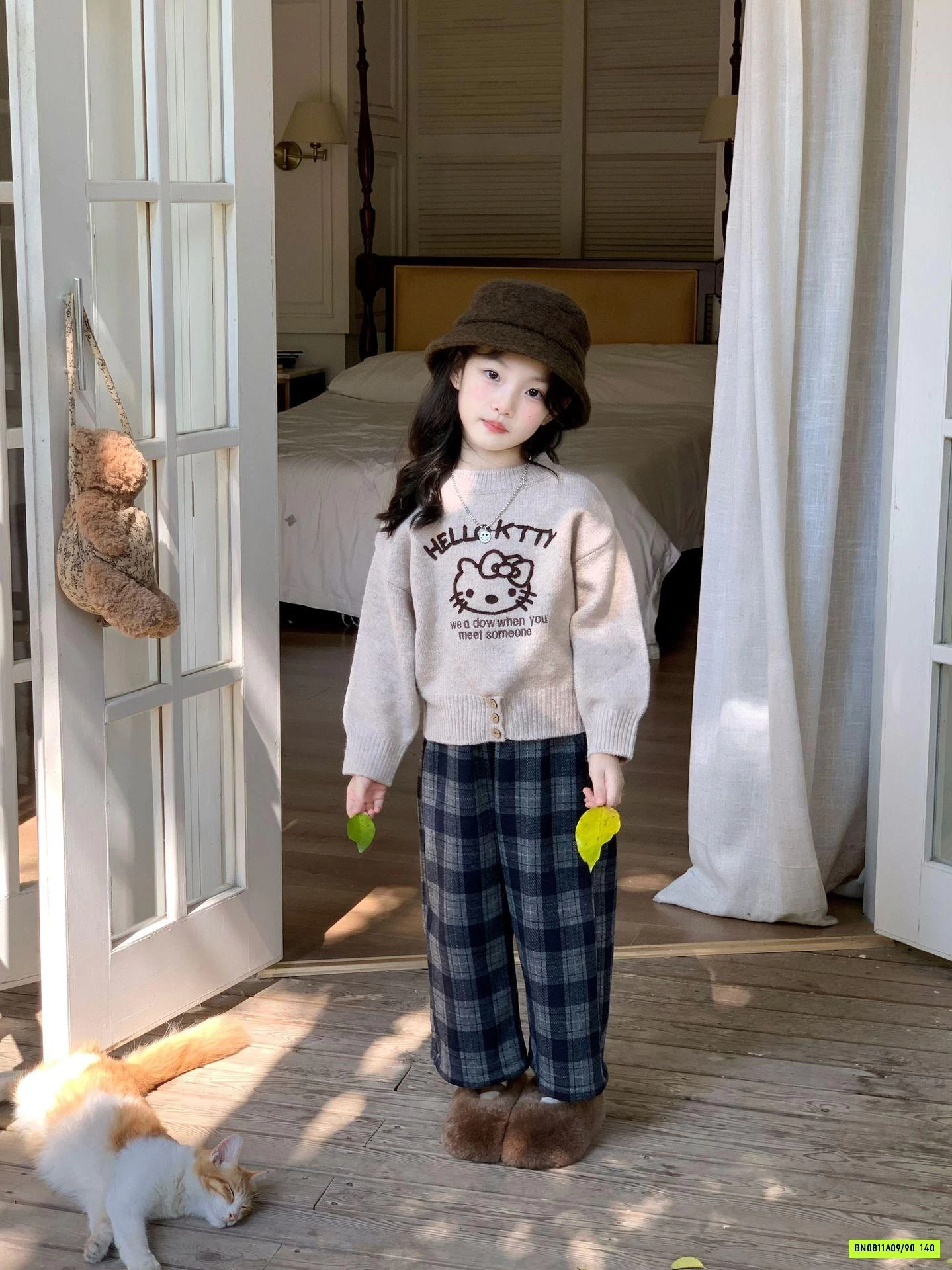 ÁO LEN MIX QUẦN SUÔNG CARO