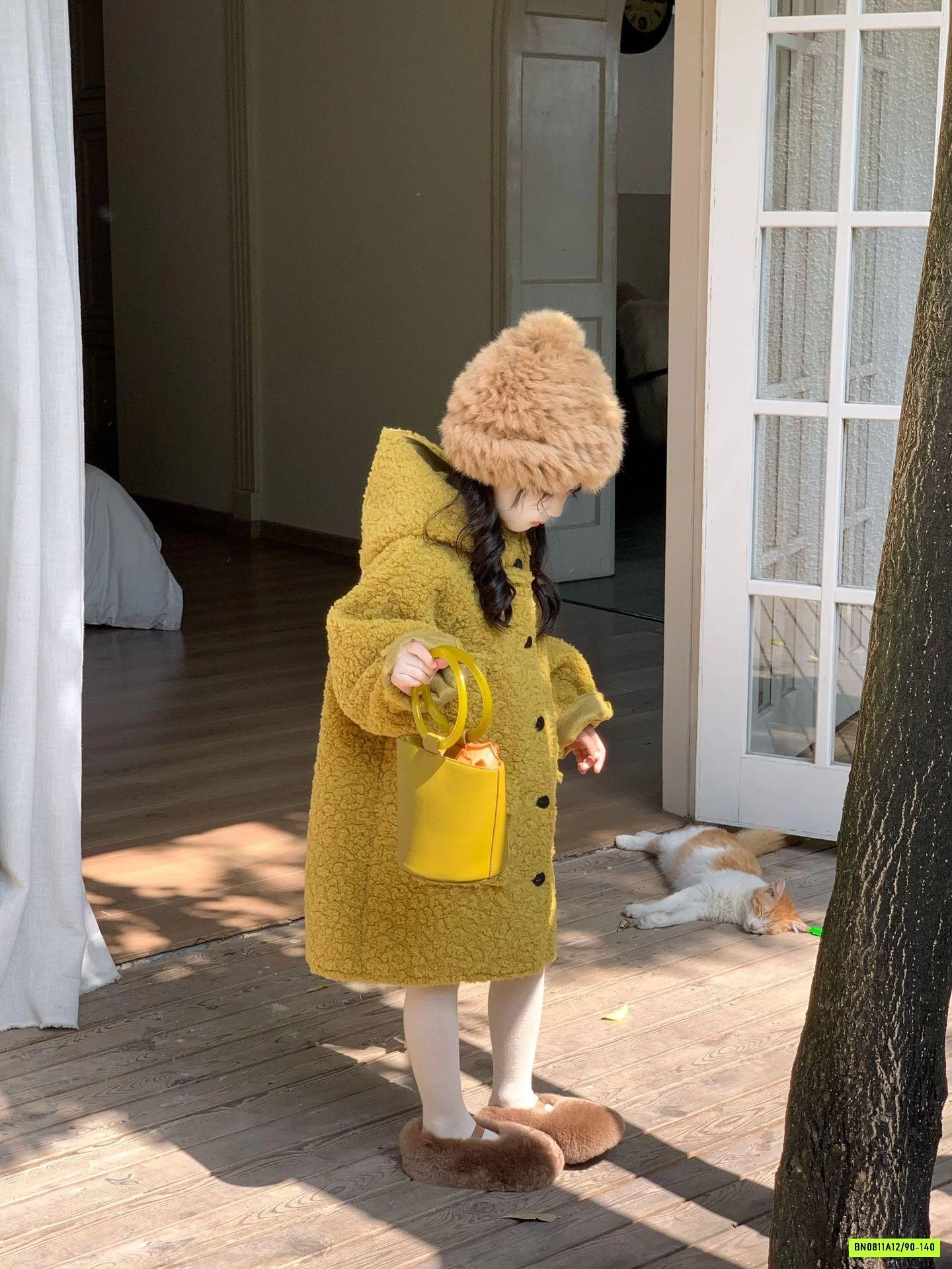 KHOÁC LÔNG CỪU DÁNG DÀI LIỀN MŨ