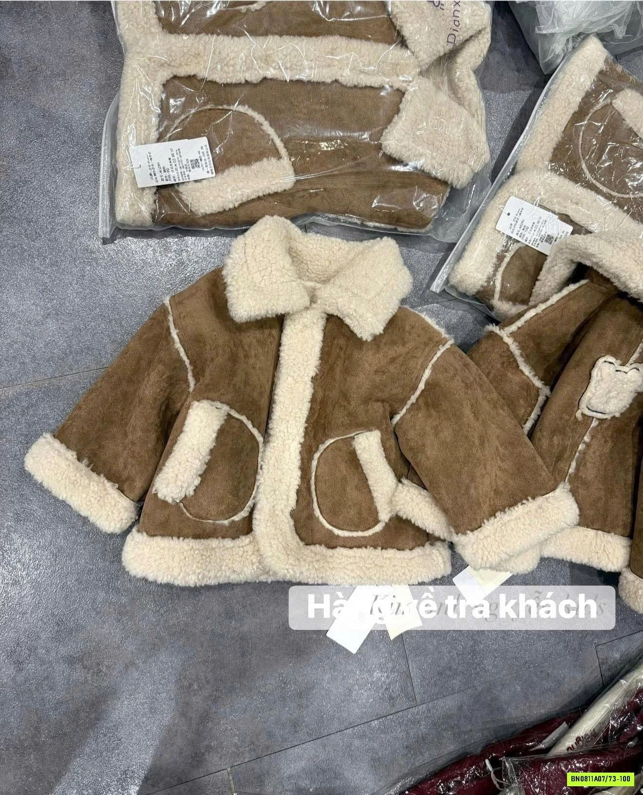 SÉT KHOÁC DA LỘN QUẦN BOM