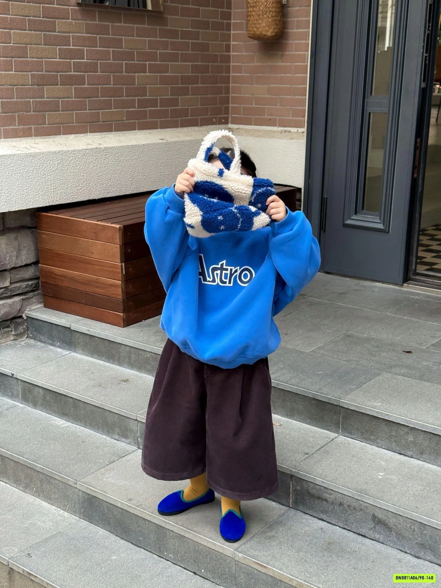 ÁO NỈ COBAN LÓT QUẦN NHUNG SUÔNG