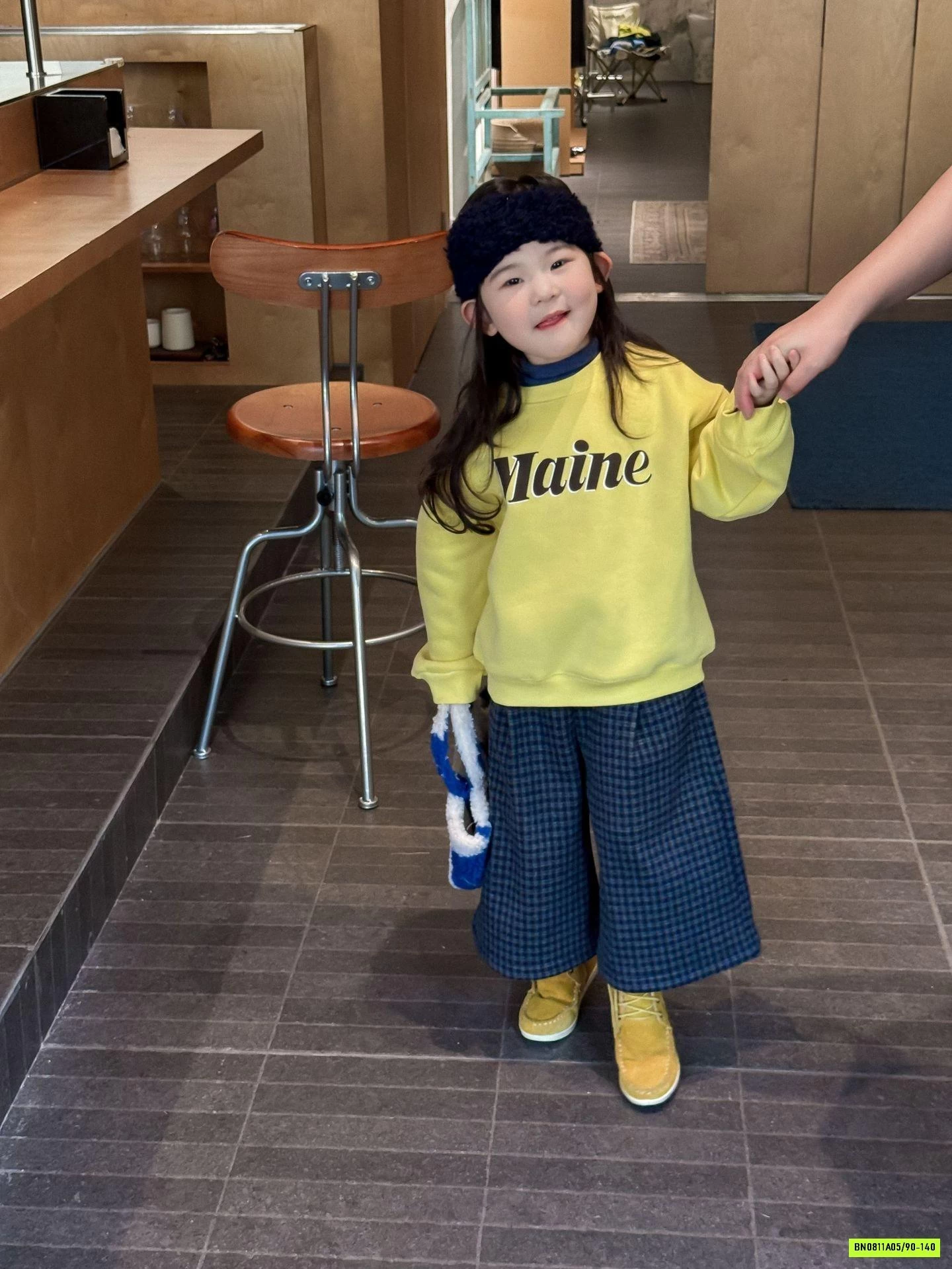 ÁO NỈ VÀNG LÓT LÔNG MIX QUẦN SUÔNG