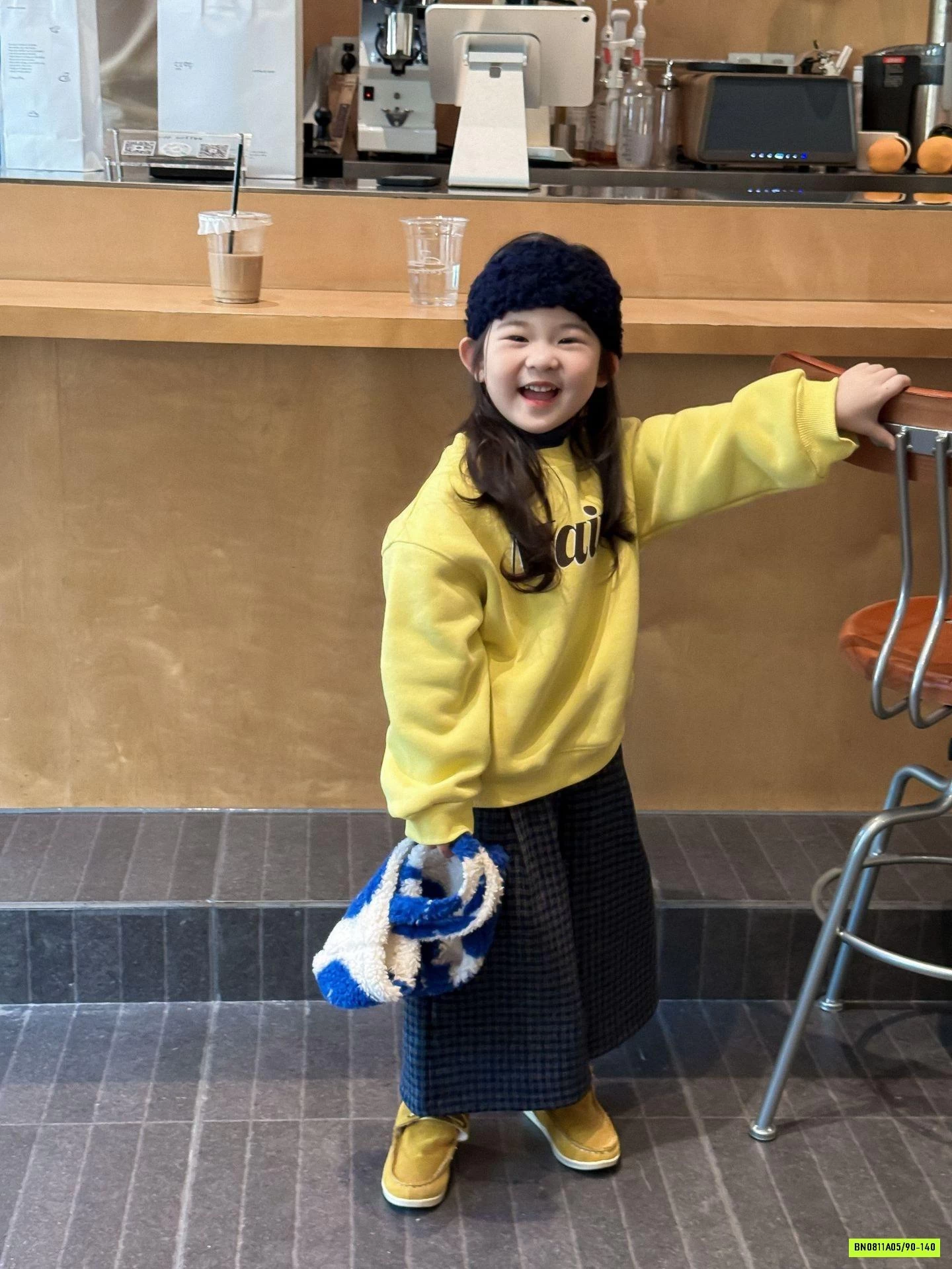 ÁO NỈ VÀNG LÓT LÔNG MIX QUẦN SUÔNG