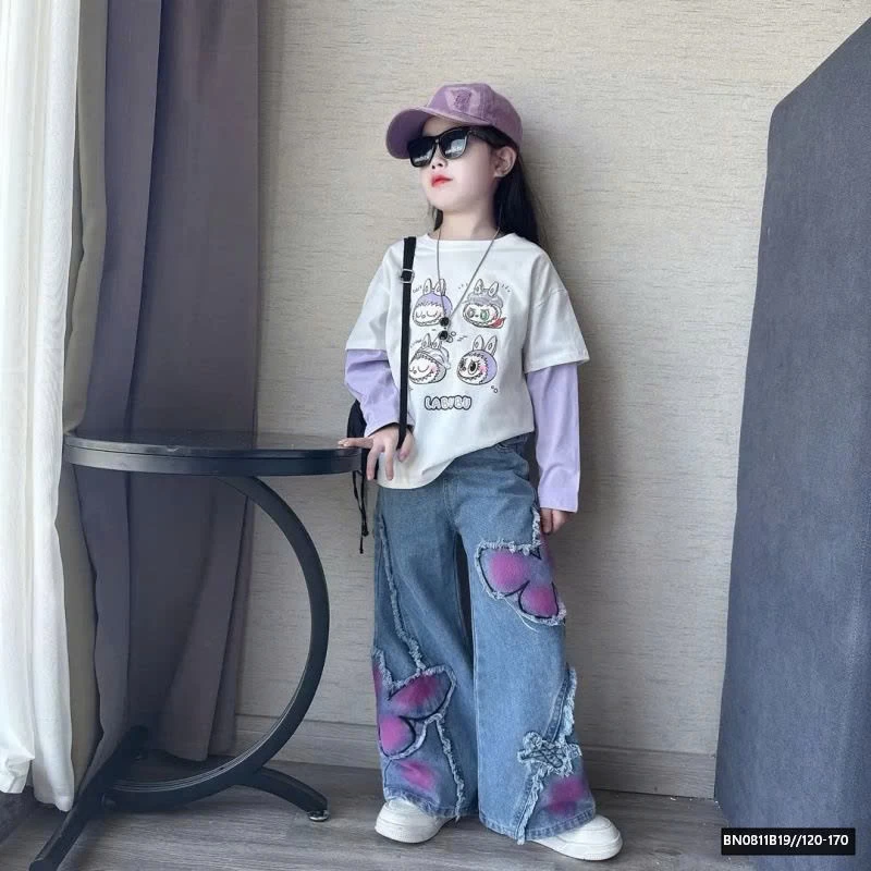 SÉT ÁO THUN LABUBU MIX QUẦN JEAN BƯỚM