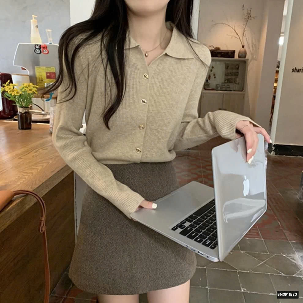 ÁO LEN NỮ CỔ BẺ