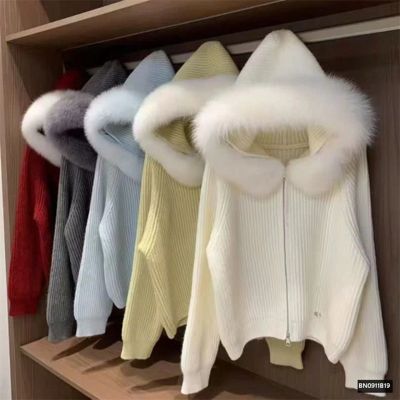 ÁO KHOÁC LEN MŨ BÔNG