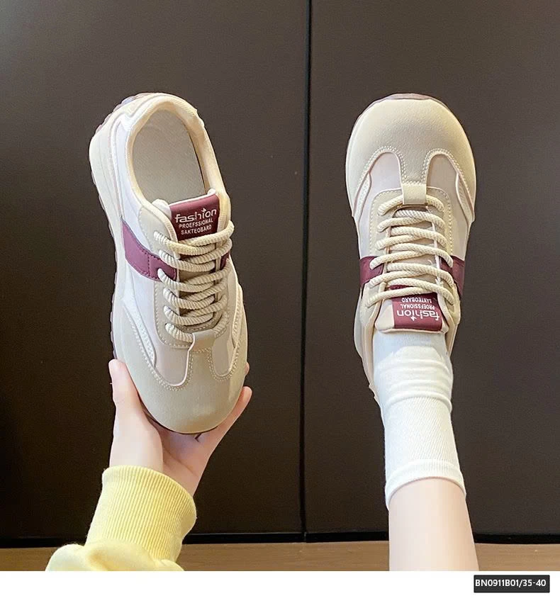 GIÀY THỂ THAO ĐỘN ĐẾ