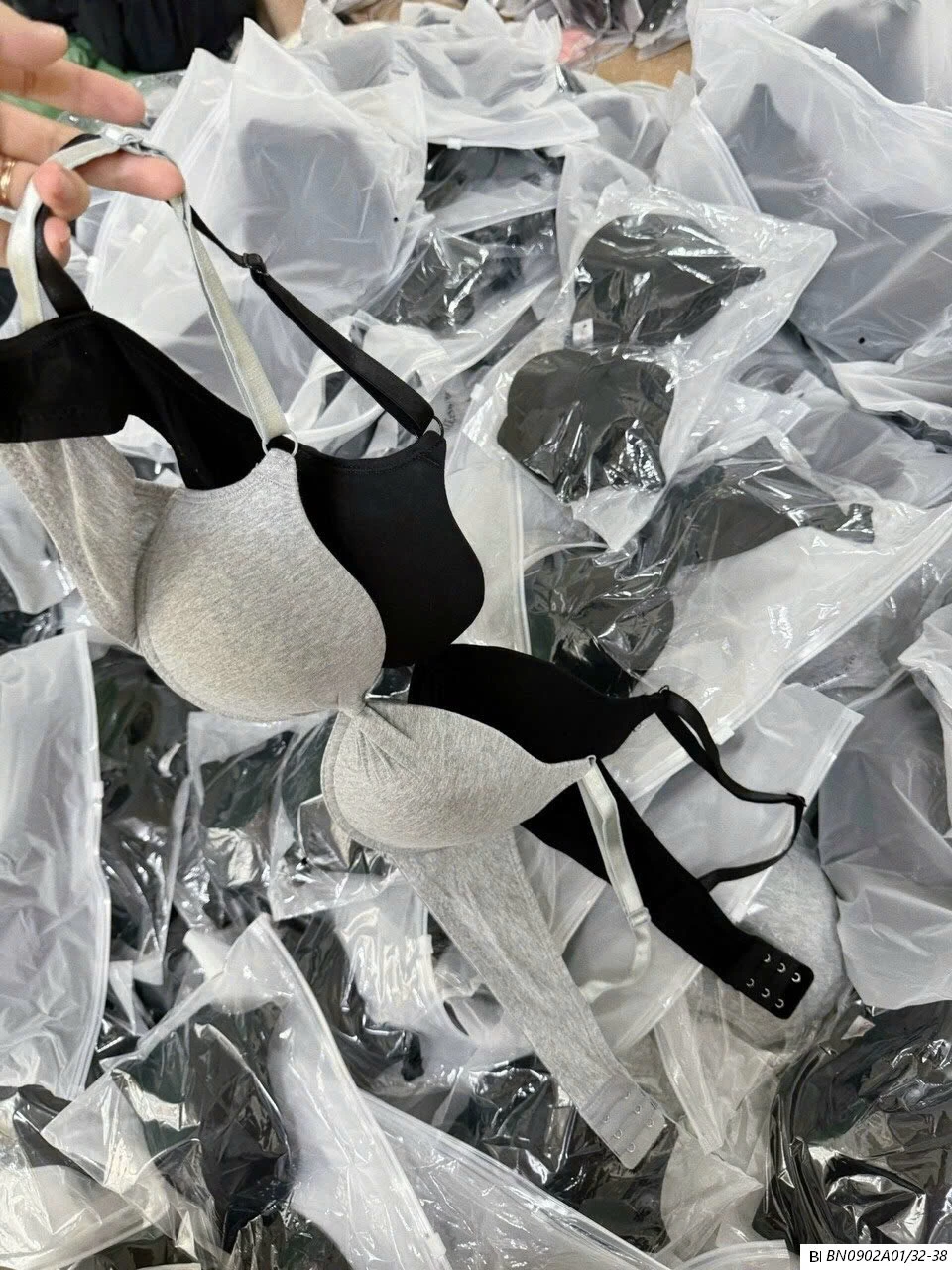 SÉT 2 ÁO BRA NÂNG NGỰC