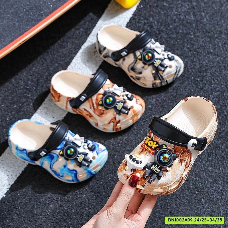 DÉP RỌ LOANG PHI HÀNH GIA