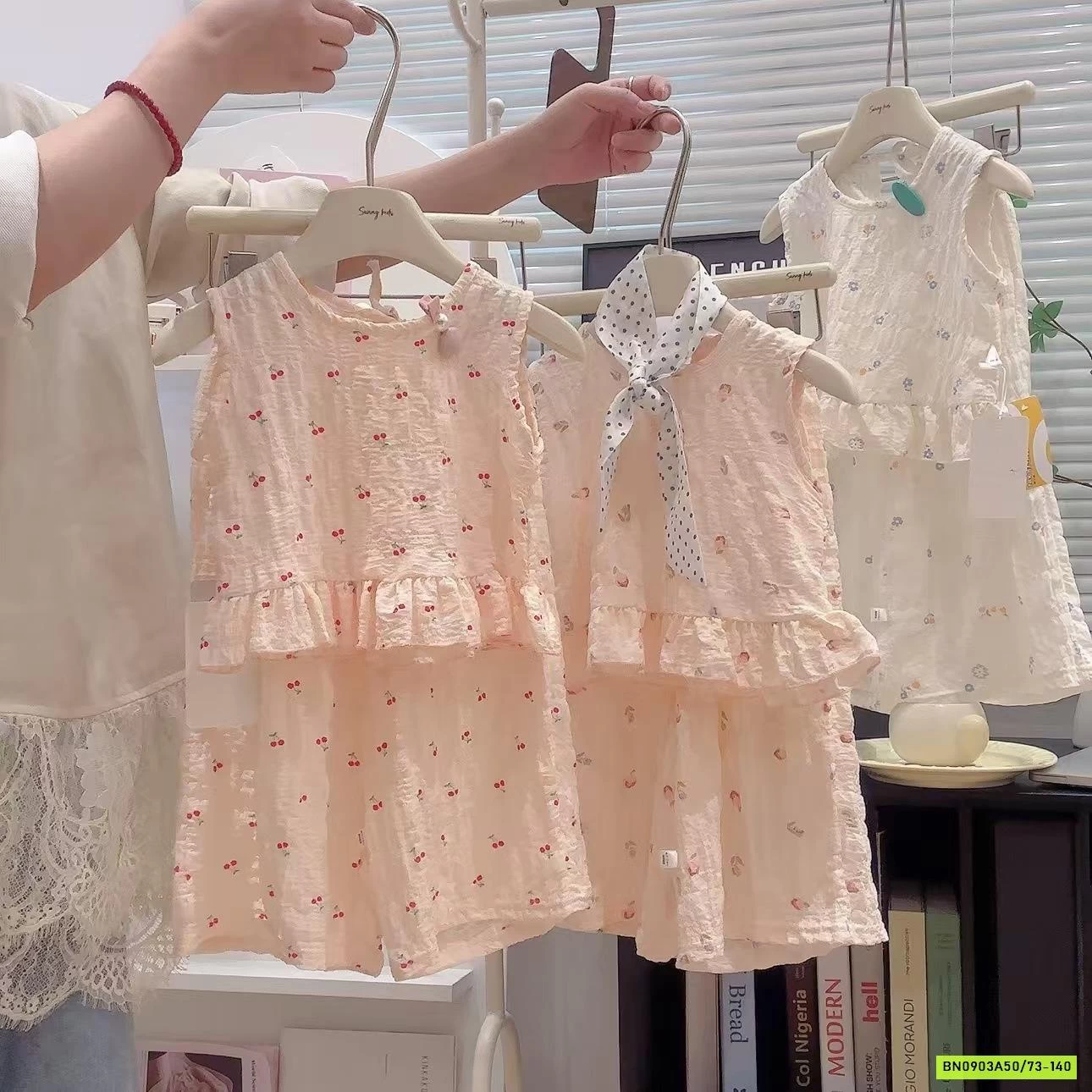 BỘ LANH ĐŨI HOA NHÍ BÉ GÁI