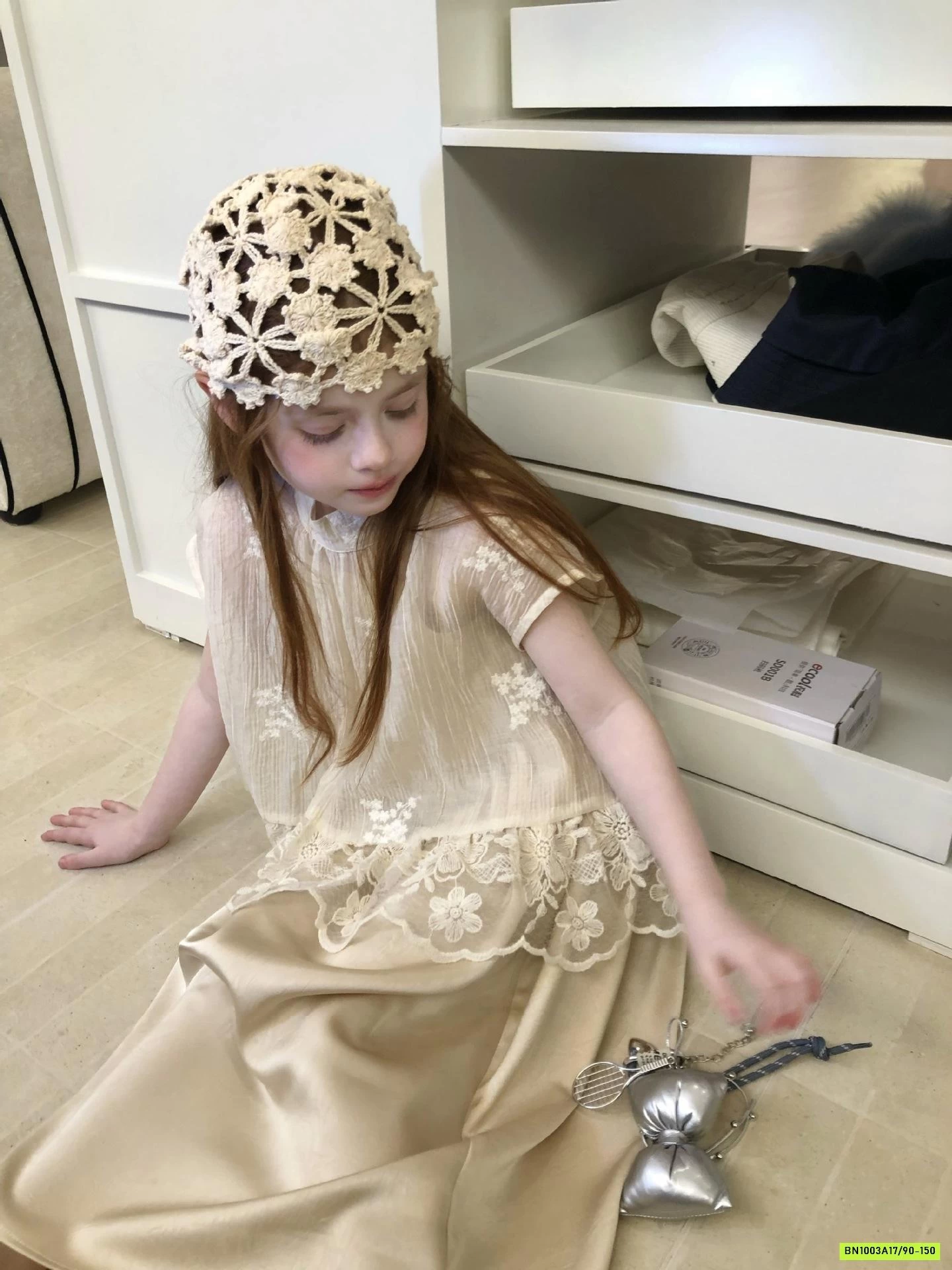 SÉT VÁY LỤA 2 CHI TIẾT