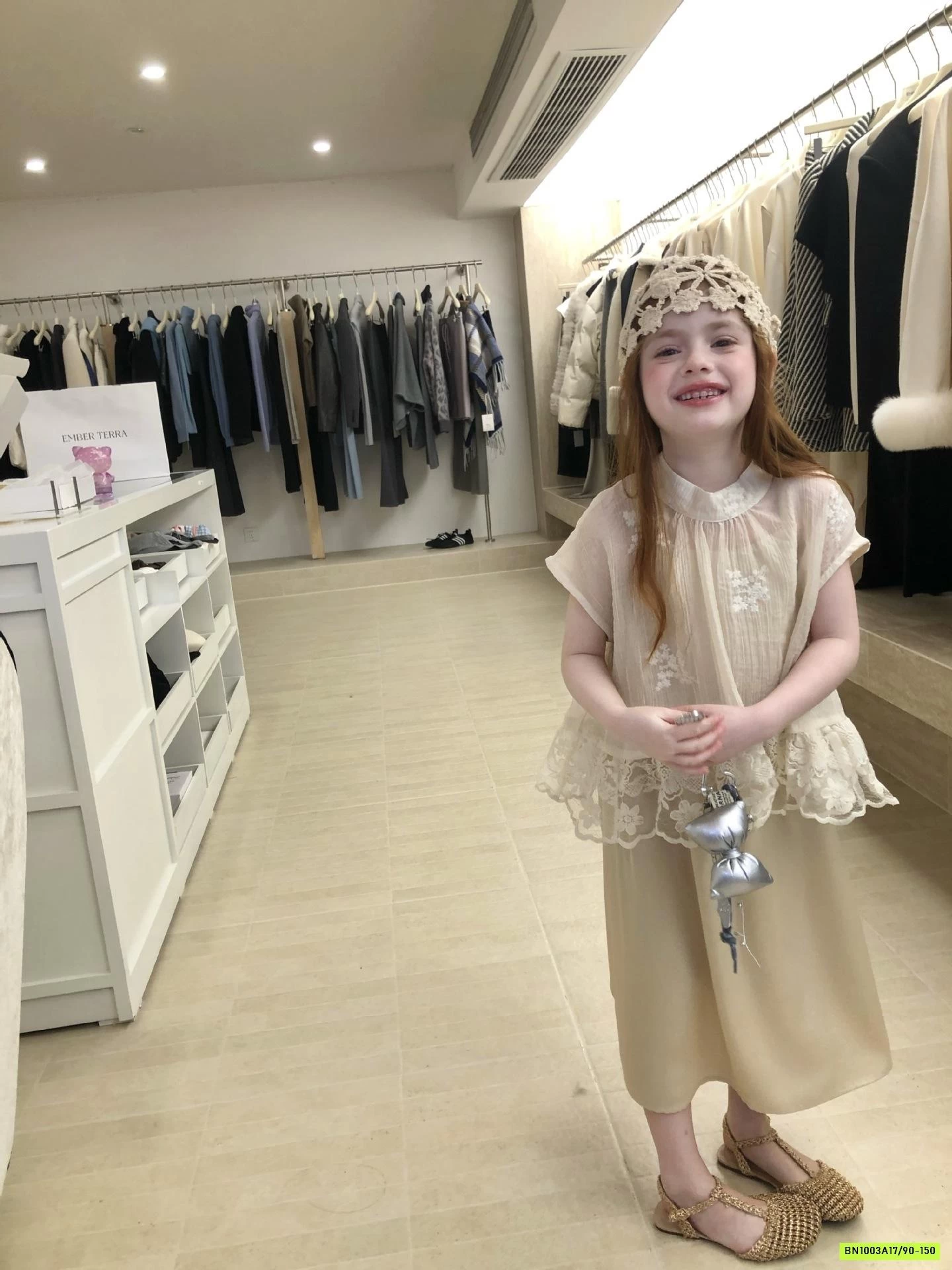 SÉT VÁY LỤA 2 CHI TIẾT