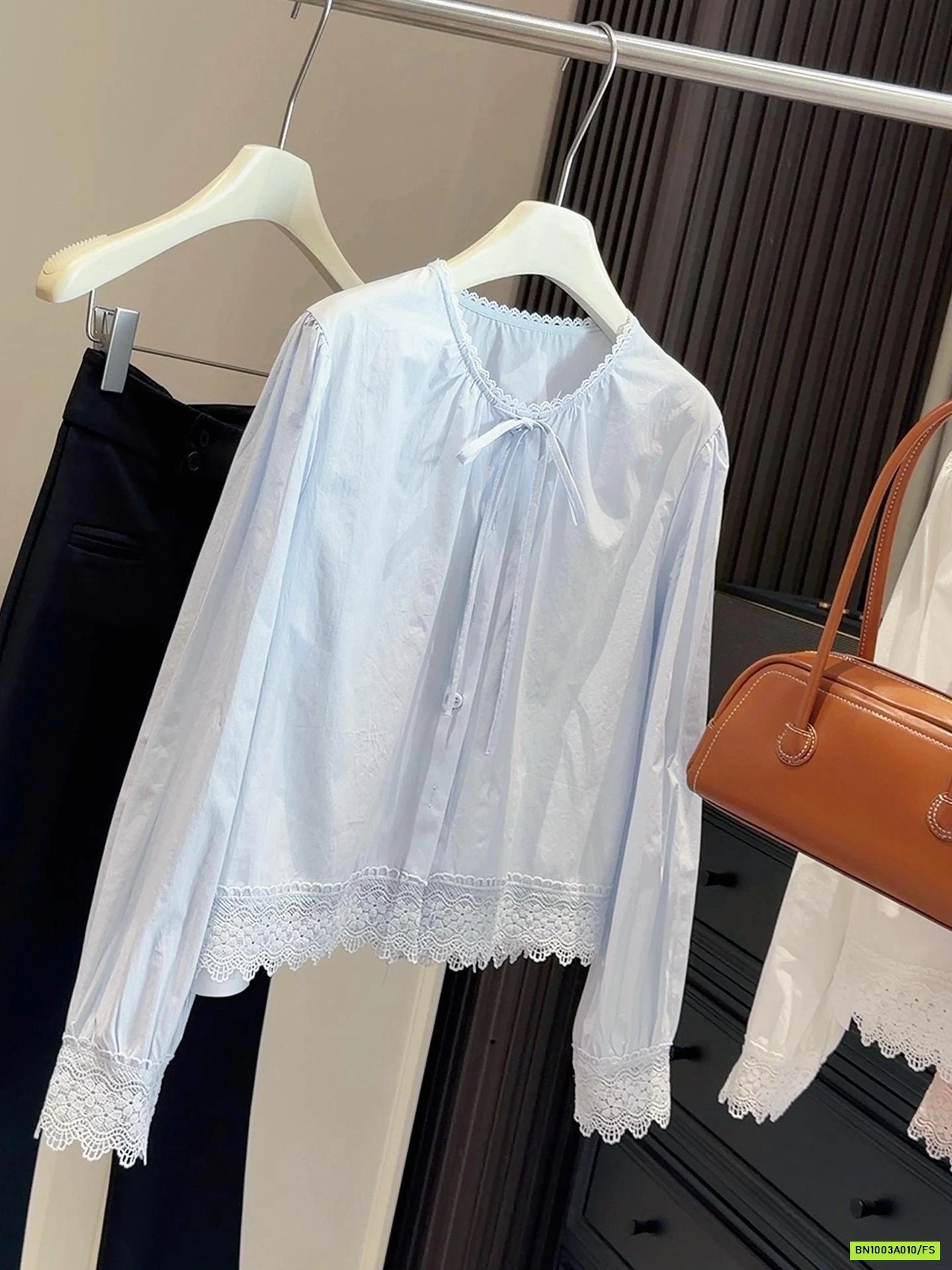 SƠ MI PHỐI VIỀN REN ANNA