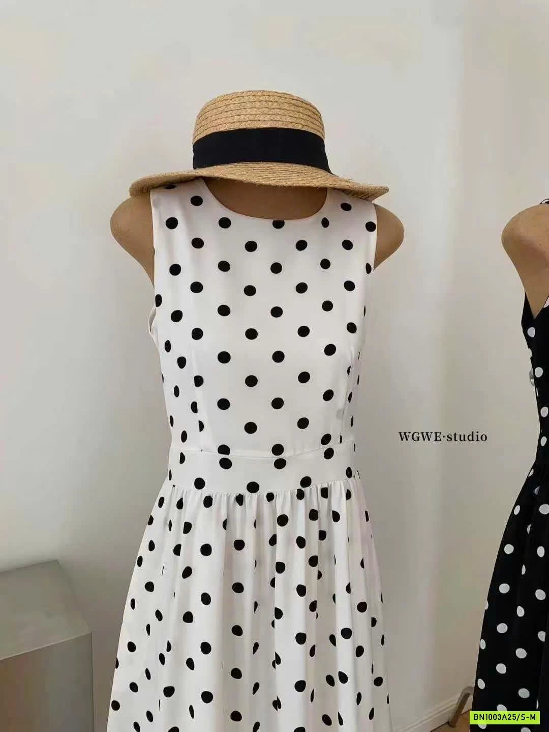 ĐẦM SÁT NÁCH CHẤM BI WGWE8994