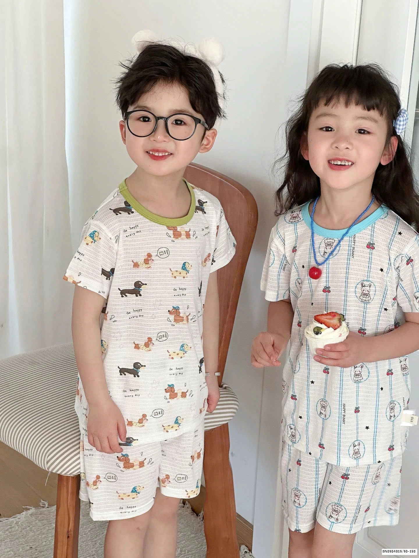 BỘ THÔNG HƠI MẶC NHÀ CHO BÉ