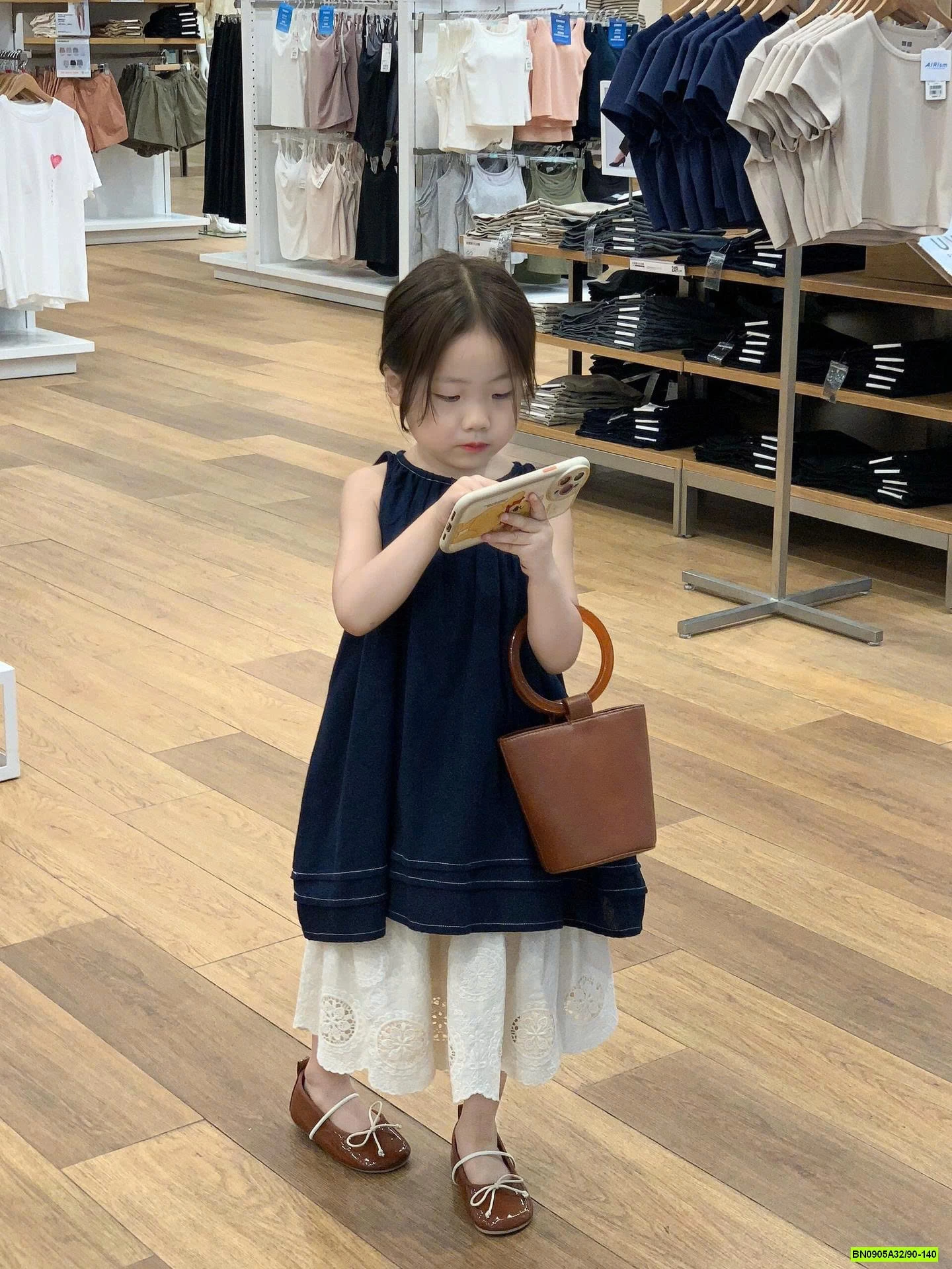 ĐẦM JEANS CỔ YẾM MIX CV REN