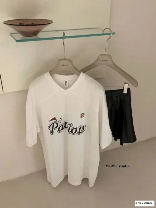 ÁO TAY LỬNG PATRIOTS CỔ V