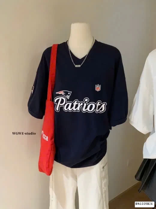 ÁO TAY LỬNG PATRIOTS CỔ V