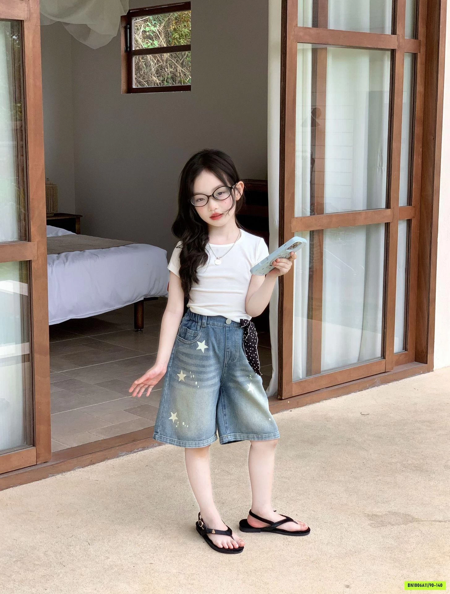 ÁO THUN TRẮNG MIX JEANS LỬNG NGÔI SAO