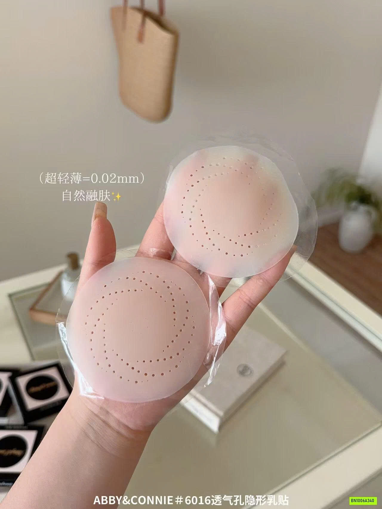 MIẾNG DÁN NGỰC ABBY&CONNIE