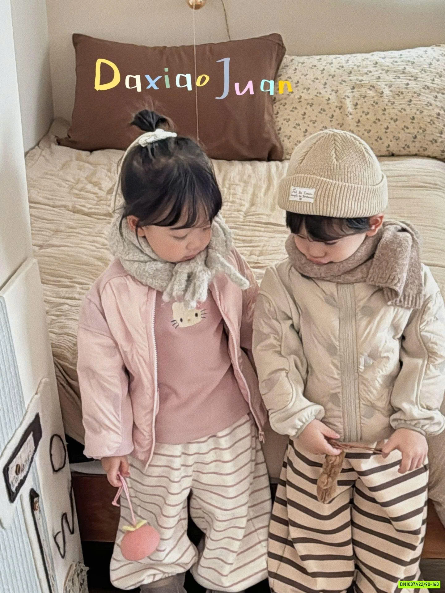 KHOAC PHAO LÔNG VŨ PHỐI NỈ