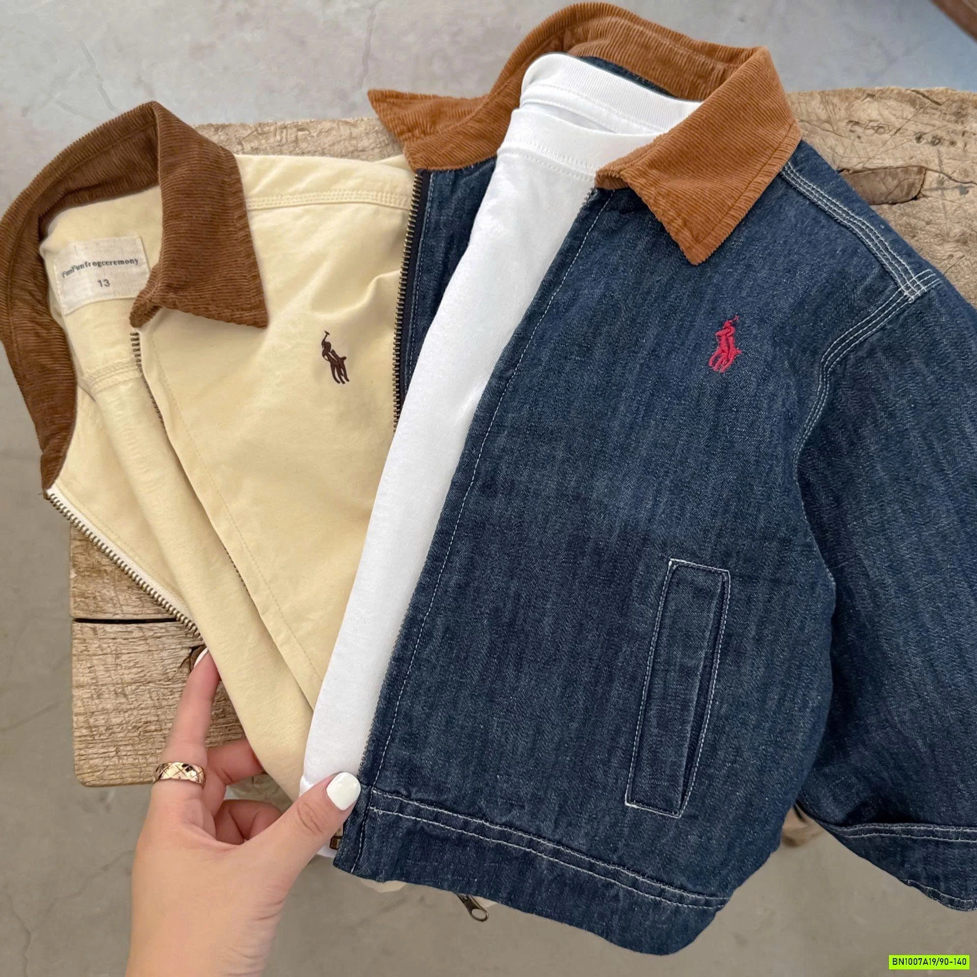 KHOÁC LOGO NGỰA CỔ BẺ MMGGBABY