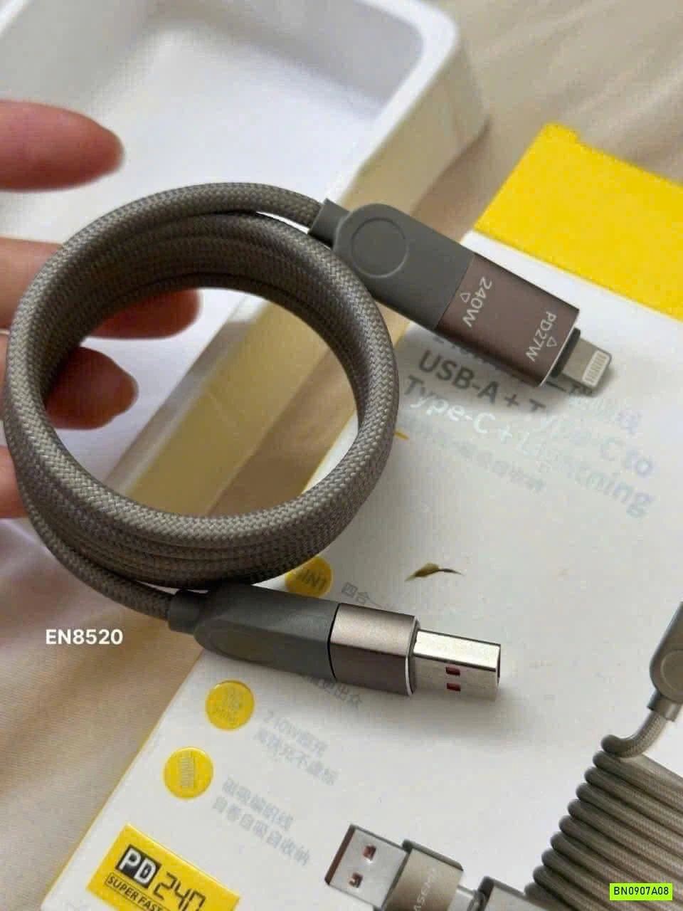 DÂY SẠC TỪ TÍNH 4 TRONG 1