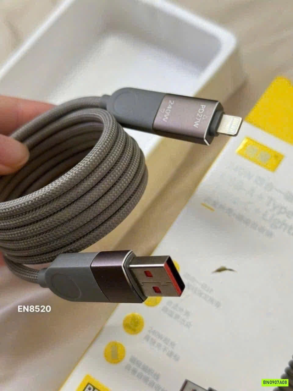 DÂY SẠC TỪ TÍNH 4 TRONG 1