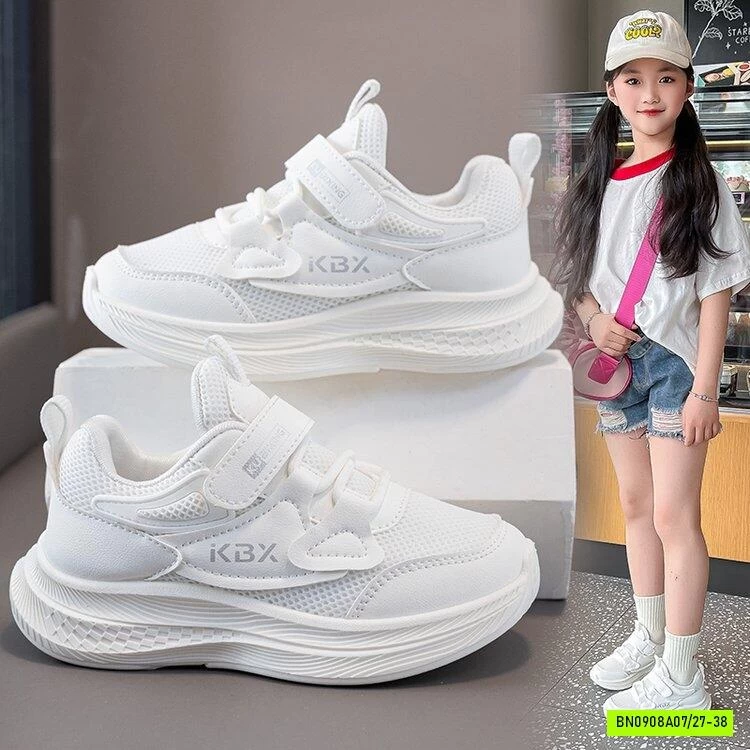 GIÀY THỂ THAO THÔNG HƠI KBX